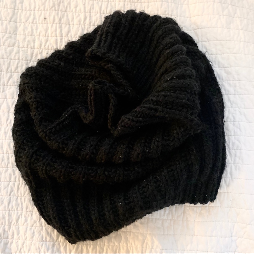 Black infinity scarf